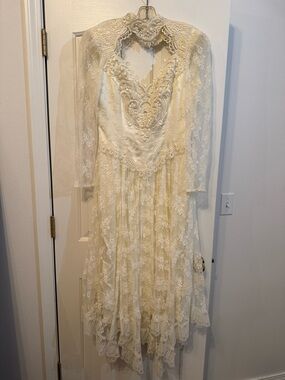 Jessica McClintock Vintage Lace Long-Sleeve wedding dress
